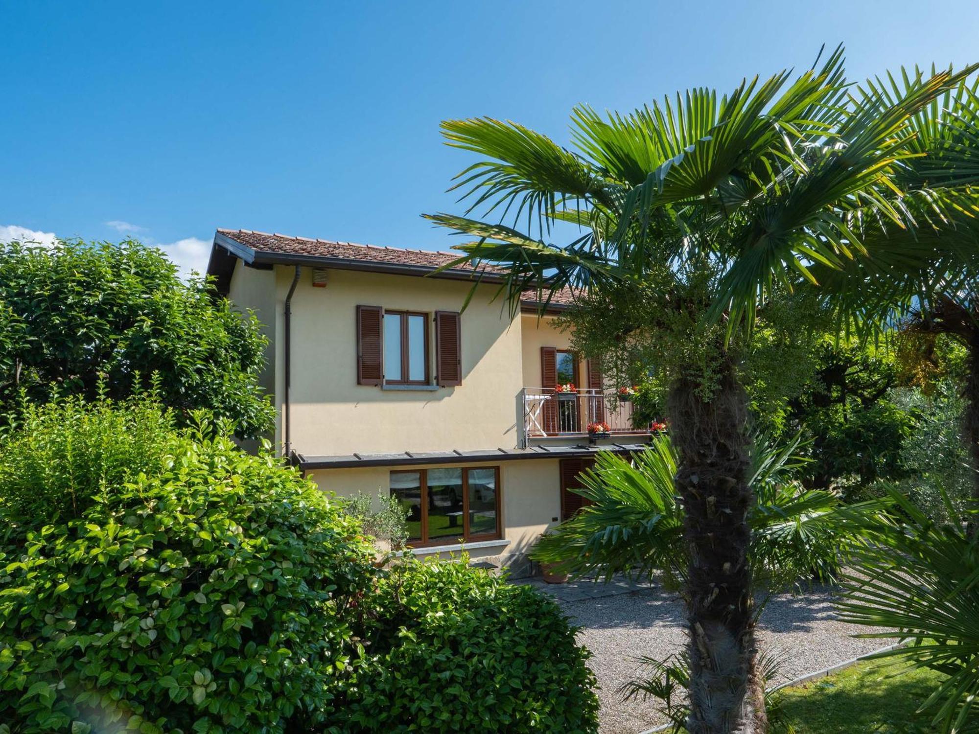 Villa Olivee Беладжо Екстериор снимка